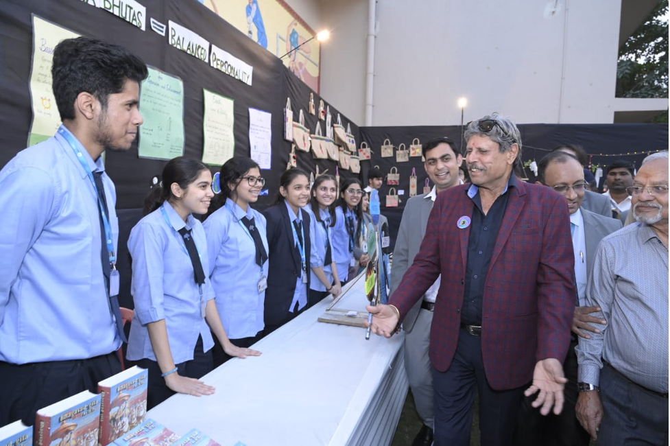 NH Goel Students in exhibition with Indian Cricketer Kapil Dev